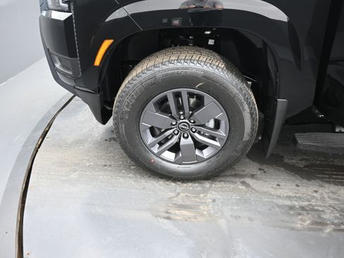 New 2026 Nissan Frontier SV image 21