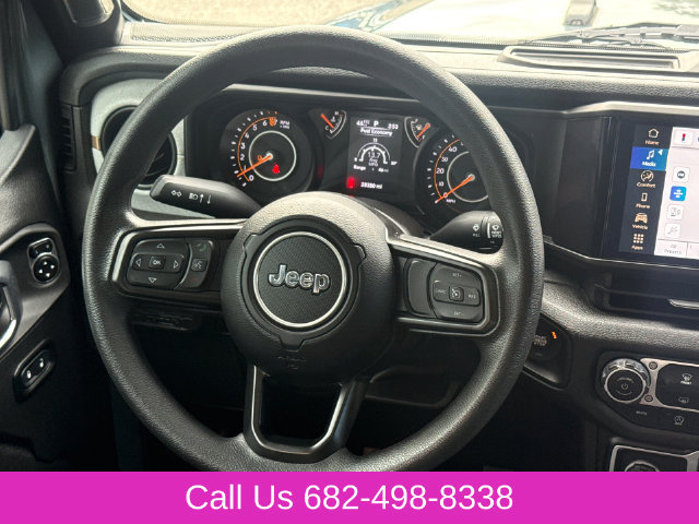 Used 2025 Jeep Gladiator Sport AWD/4WD image 13
