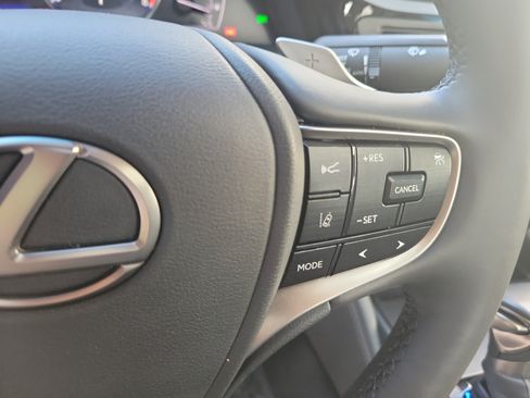 Certified 2024 Lexus ES 350 w/ Premium Package FWD image 27