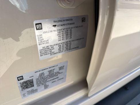 New 2026 GMC Sierra 2500 AT4 AWD/4WD image 31