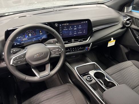 New 2026 Chevrolet Equinox LT w/ Midnight Edition AWD/4WD image 20