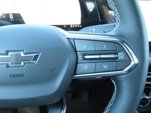 New 2026 Chevrolet Traverse LT FWD image 25