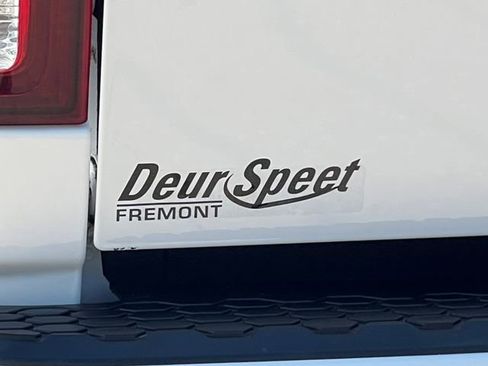 Used 2018 RAM 1500 Sport image 40