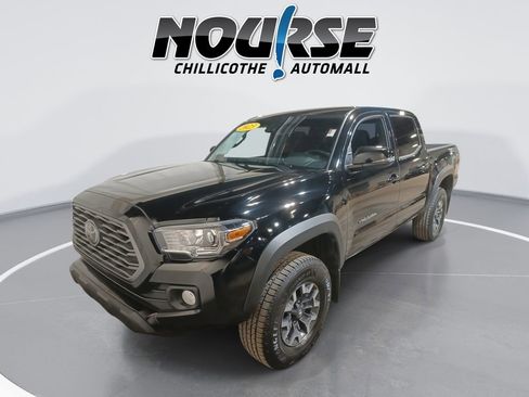 Used 2023 Toyota Tacoma TRD Off-Road image 1