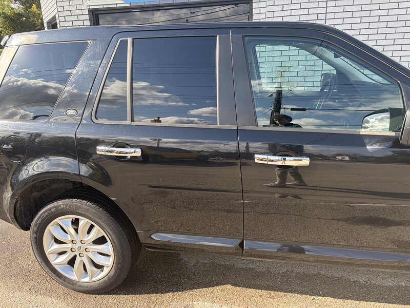 Used 2014 Land Rover LR2 AWD/4WD image 20