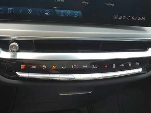 New 2025 Cadillac Lyriq Sport w/ LPO, Floor Liner Package AWD/4WD image 18