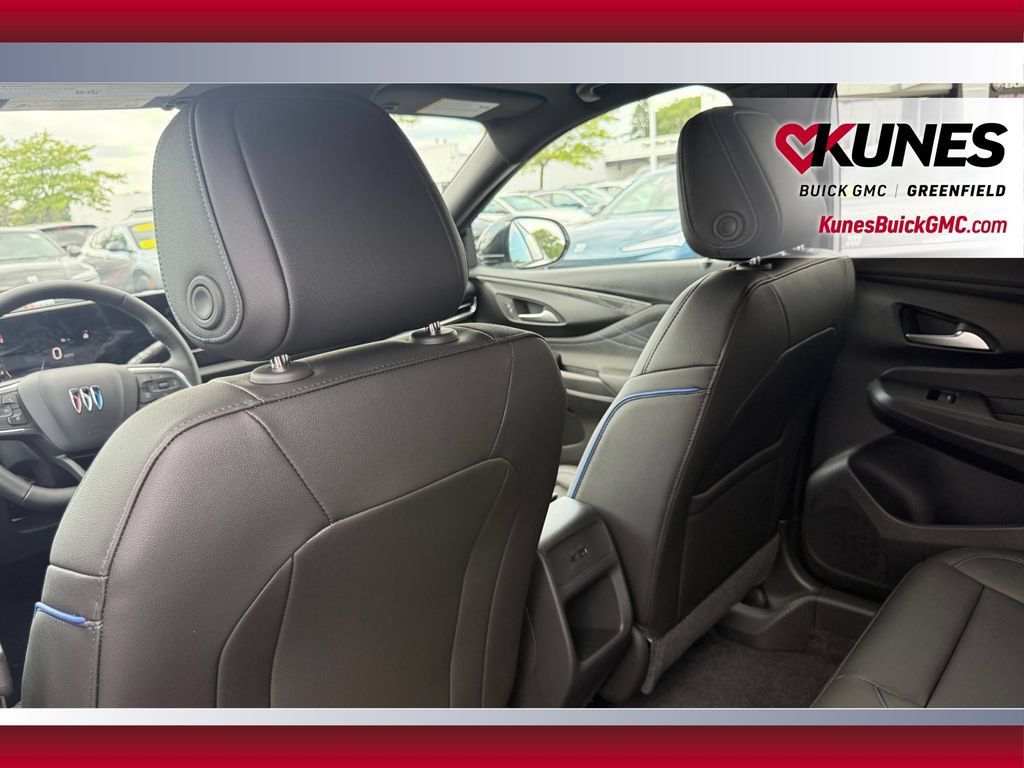 New 2026 Buick Envista Sport Touring w/ Convenience I Package FWD image 33