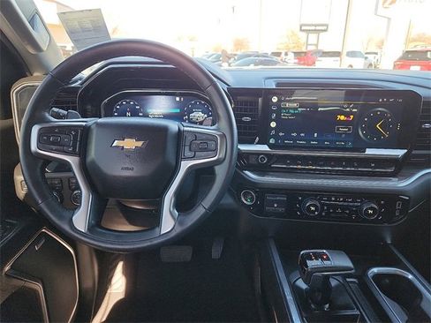 Certified 2022 Chevrolet Silverado 1500 LTZ w/ Z71 Off-Road Package image 12