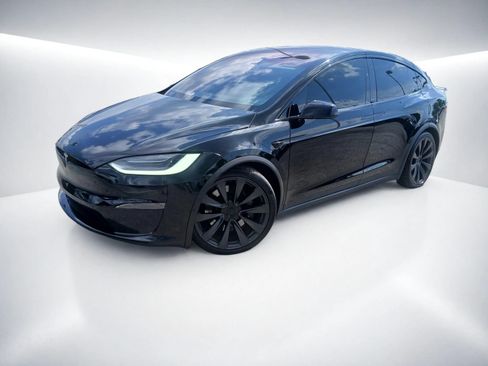 Used 2022 Tesla Model X Plaid AWD/4WD image 2