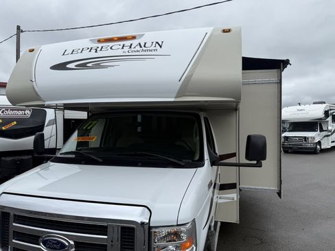 Used 2017 Ford E-450 and Econoline 450 Super Duty w/ Motorhome Prep Package RWD image 38