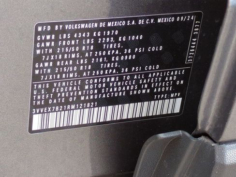 Used 2024 Volkswagen Taos SE image 27