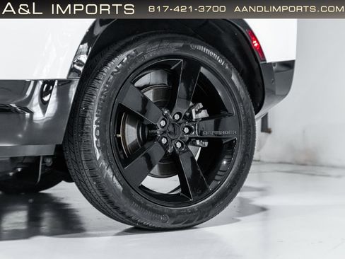 Used 2023 Land Rover Defender 110 X-Dynamic SE AWD/4WD image 29