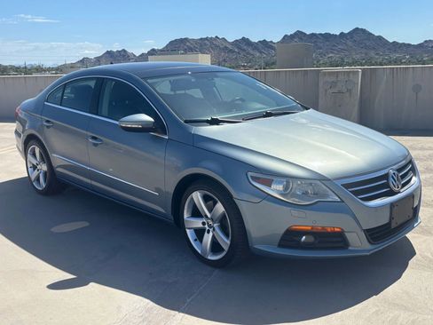 Used 2009 Volkswagen CC VR6 Sport FWD image 4