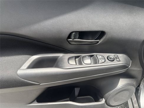 Used 2024 Nissan Kicks S FWD image 17