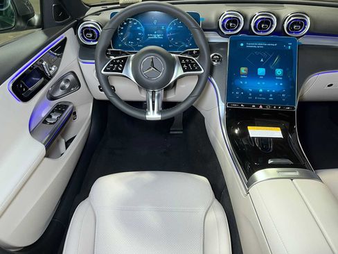 New 2025 Mercedes-Benz C 300 4MATIC Sedan image 32