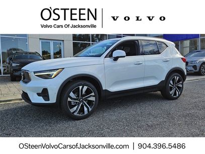 New 2025 Volvo XC40 B5 Plus w/ Protection Package Premier