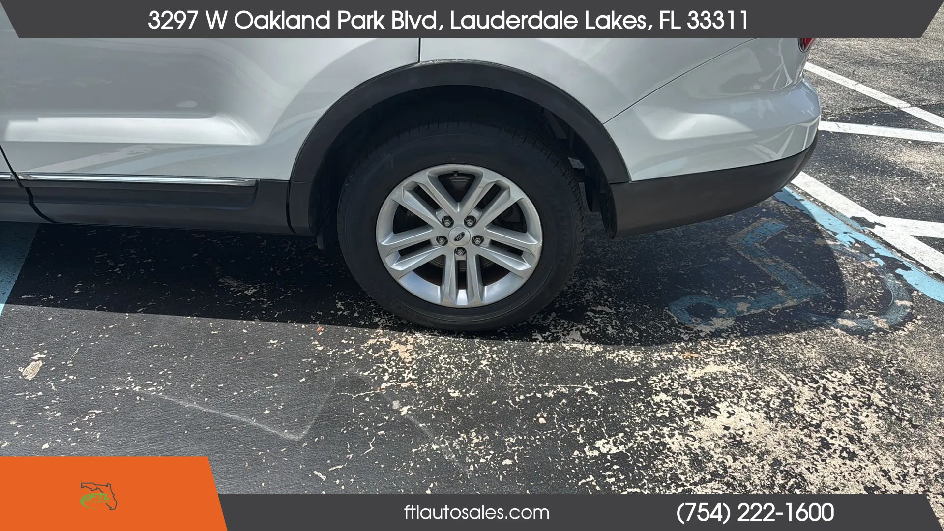 Used 2015 Ford Explorer XLT w/ Equipment Group 201B FWD image 15
