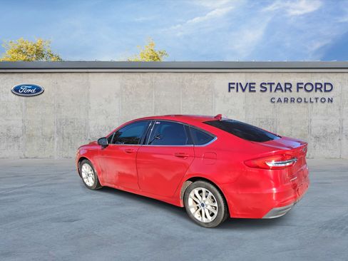 Used 2020 Ford Fusion SE image 6