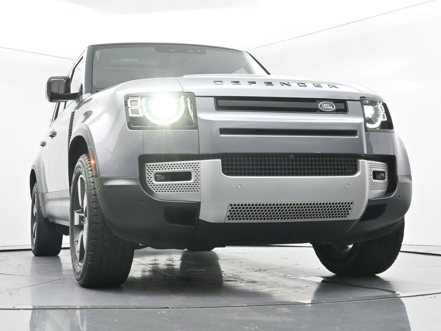 Used 2024 Land Rover Defender 130 S AWD/4WD image 54