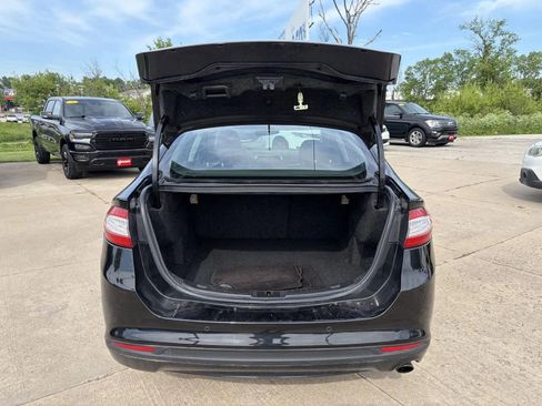 Used 2014 Ford Fusion SE w/ Equipment Group 202A FWD image 22