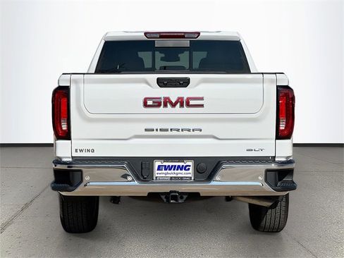 New 2026 GMC Sierra 1500 SLT image 5