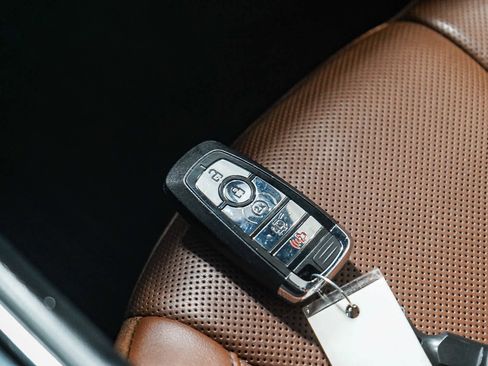 Used 2023 Lincoln Aviator Grand Touring w/ Class IV Trailer Tow Package image 32