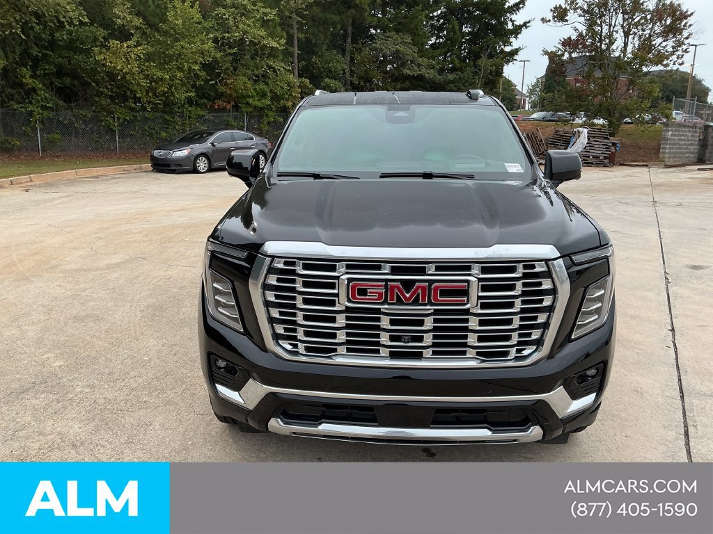 Used 2025 GMC Yukon Denali AWD/4WD image 2