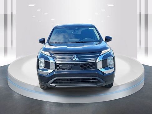 New 2026 Mitsubishi Outlander ES AWD/4WD image 2