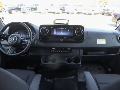 Used 2026 Mercedes-Benz Sprinter 2500 image 31