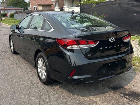 Used 2018 Hyundai Sonata SE FWD image 4