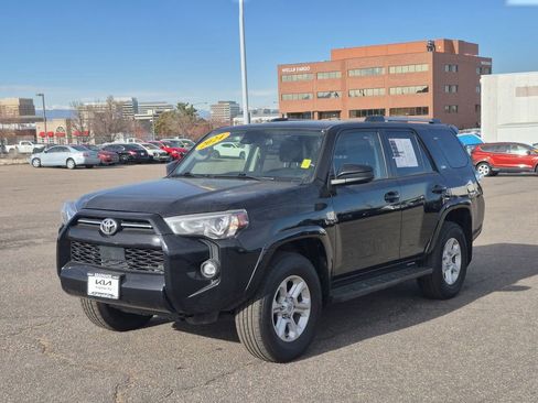 Used 2024 Toyota 4Runner SR5 image 4