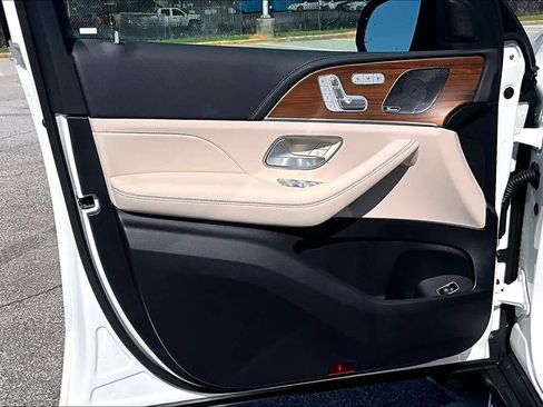 Used 2024 Mercedes-Benz GLE 350 4MATIC image 21