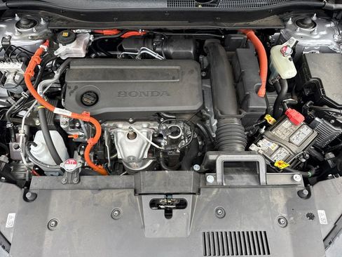 Used 2025 Honda CR-V Sport image 27