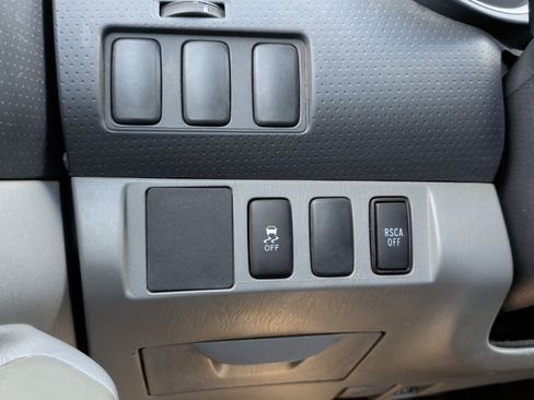 Used 2009 Toyota Tacoma PreRunner image 20