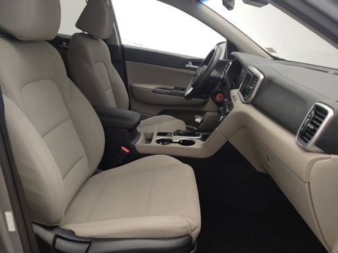 Used 2020 Kia Sportage LX image 21
