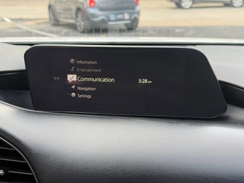 Used 2022 MAZDA MAZDA3 s image 26