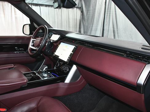 Used 2023 Land Rover Range Rover Autobiography AWD/4WD image 63