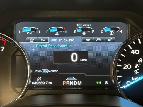 Used 2019 Ford F150 Platinum w/ Equipment Group 701A Luxury image 23