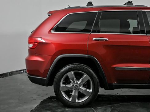 Used 2011 Jeep Grand Cherokee Overland image 11