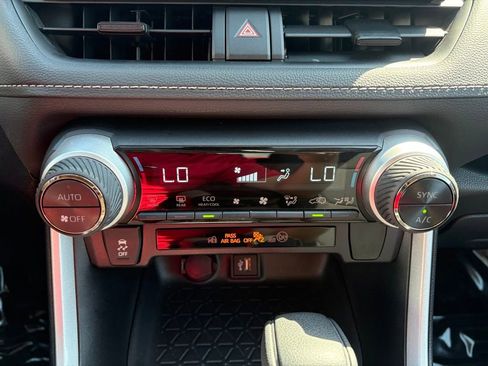 Certified 2025 Toyota RAV4 LE AWD/4WD image 27