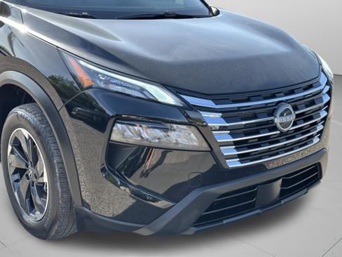 Certified 2025 Nissan Rogue SV w/ SV Premium Package image 37