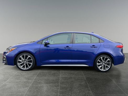 Used 2020 Toyota Corolla XSE image 4