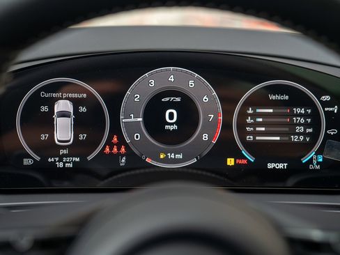 New 2025 Porsche Cayenne GTS image 15