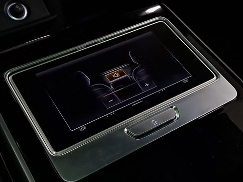 Used 2021 Audi A8 L 4.0T w/ Executive Plus Package image 58