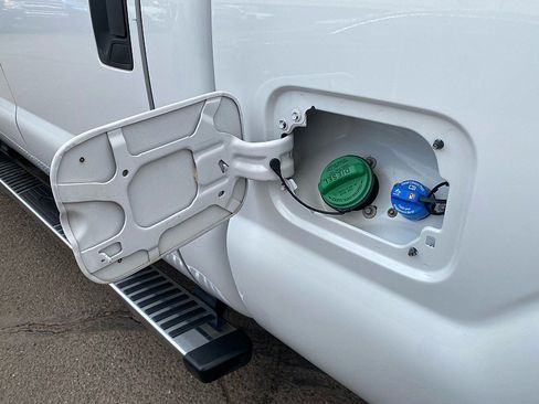 Used 2013 Ford F350 XLT w/ XLT Premium Pkg image 13