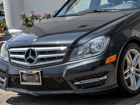 Used 2013 Mercedes-Benz C 300 4MATIC Sedan image 6