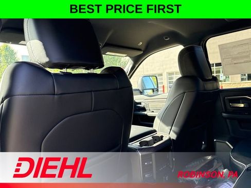 New 2026 RAM 3500 Laramie AWD/4WD image 21