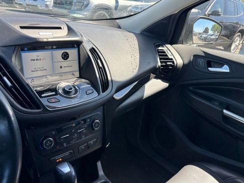 Used 2017 Ford Escape Titanium FWD image 27