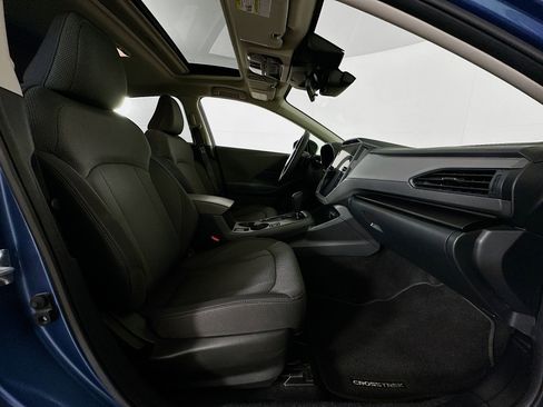 Used 2024 Subaru Crosstrek 2.0i Premium image 31