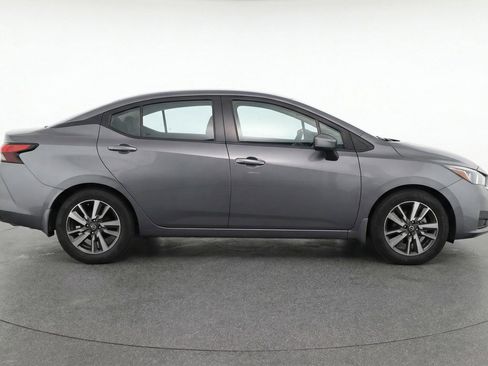 Used 2025 Nissan Versa SV FWD image 9